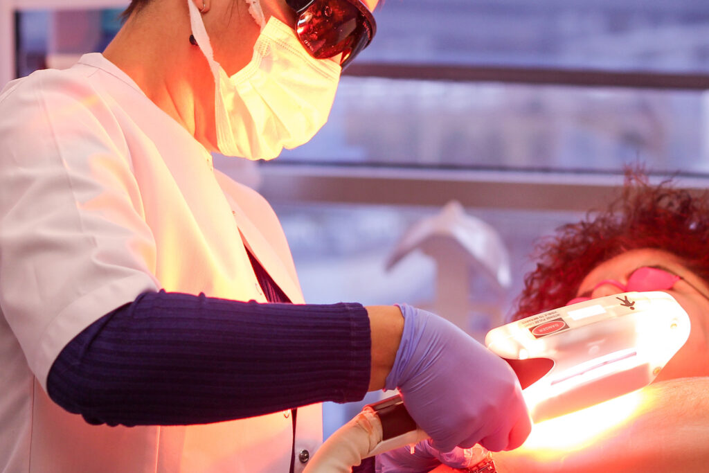 Zabieg depilacji laserowej